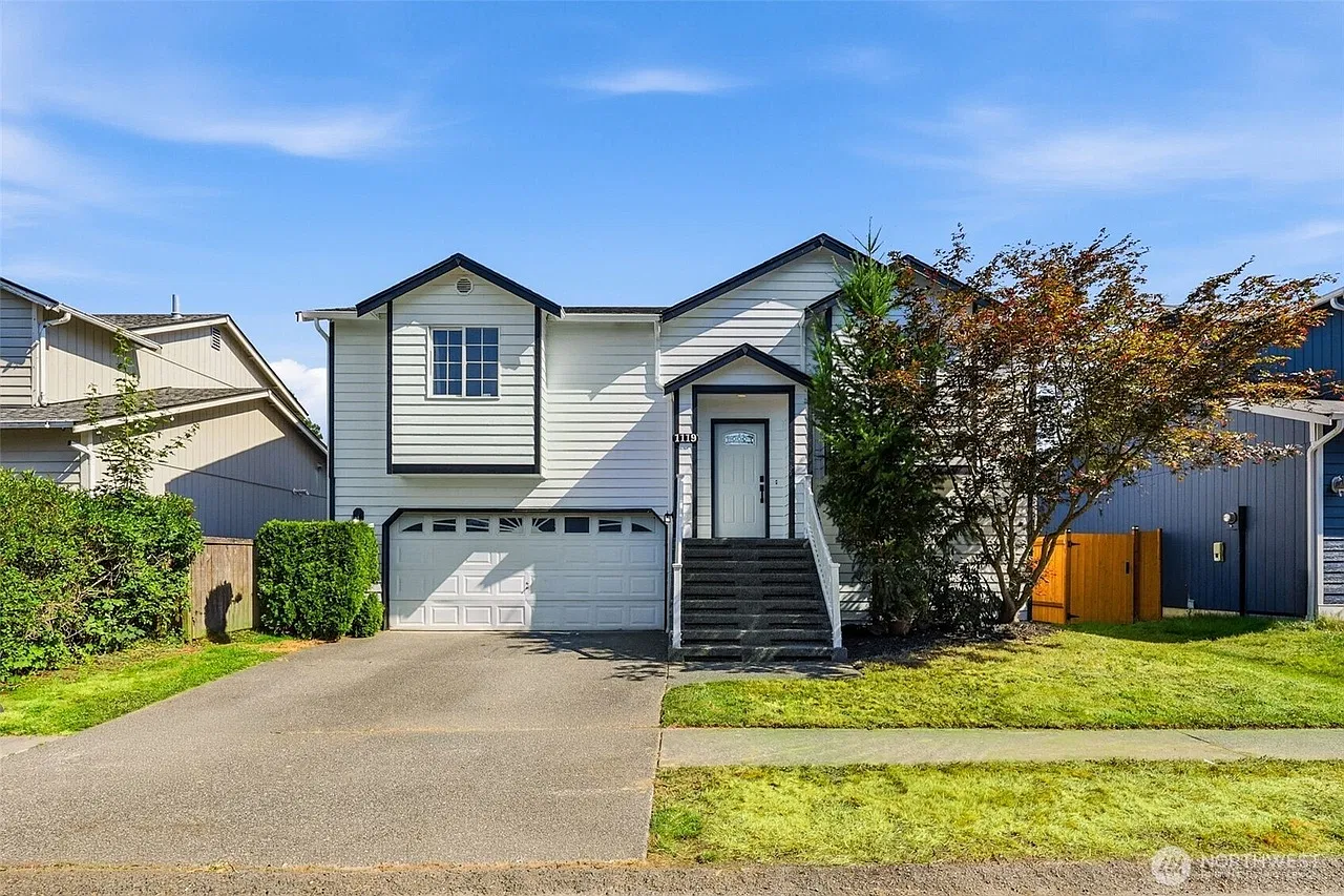 3 bed, 1472 sqft, $3,000 — Photo 1