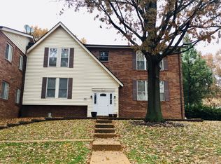 10021 Puttington Dr APT A, Saint Louis, MO 63123