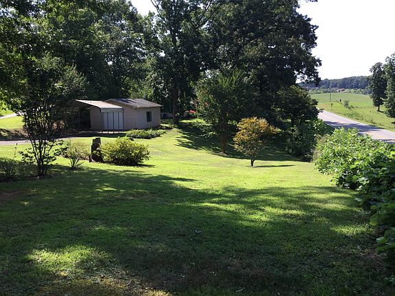 Carport, Garage/Workshop