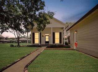 12389 Homeport Dr, Maurepas, LA 70449