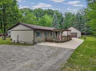 118 Raven Way, Roscommon, MI 48653