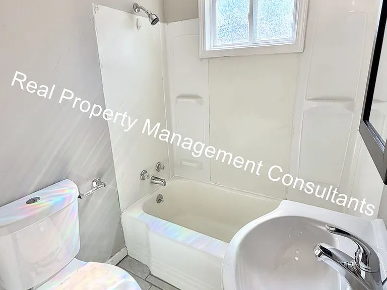 805 E 21st Ave #1S — Photo 16