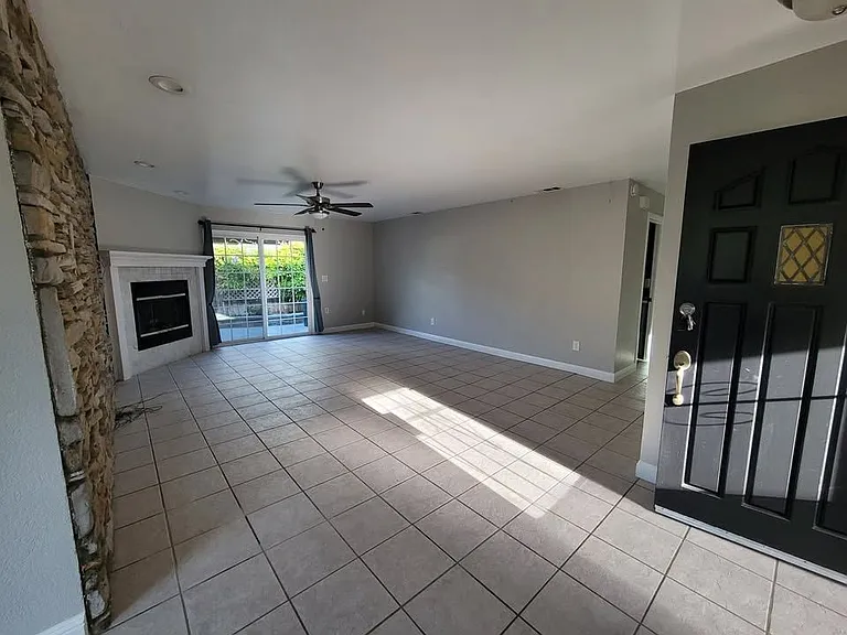 685 Las Tablas Rd — Photo 12