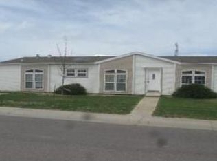 305 Apache Pl, Lochbuie, CO 80603