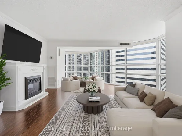 131 Beecroft Rd, Toronto, ON