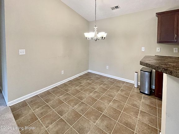 3rd image of 9402 Clubview Dr Unit 204