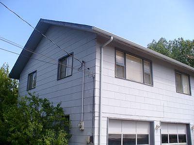 1st image of 612 1/2 S 11th St