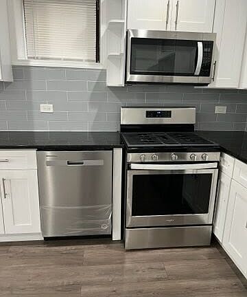 4th image of 2611 S Troy St #1