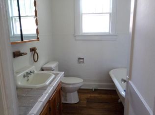 1020 W Jackson St, Covington, VA 24426