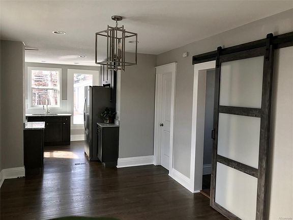 5th image of 3211 Ames St