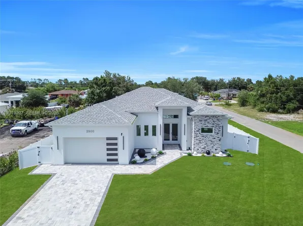 2900 41st St SW, Lehigh Acres, FL 33976