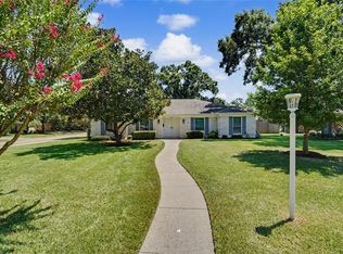1010 Beachcomber Ln, Houston, TX 77062