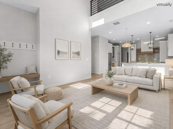 106 N Bryggen Pl, Sioux Falls, SD 57107