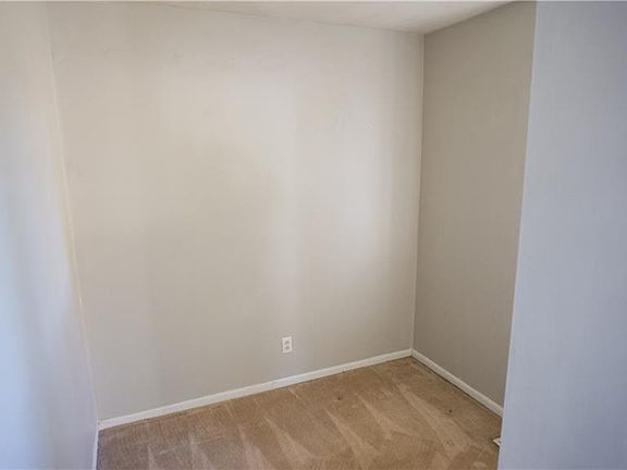 5th image of 3106 E Tabor St