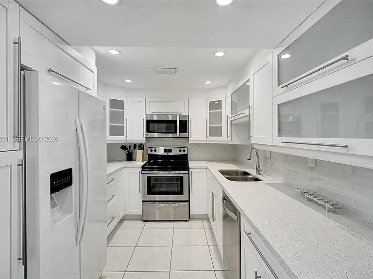 3725 S Ocean Dr #1519 — Photo 7