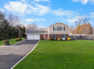 101 Ivy Rd, Freehold, NJ 07728