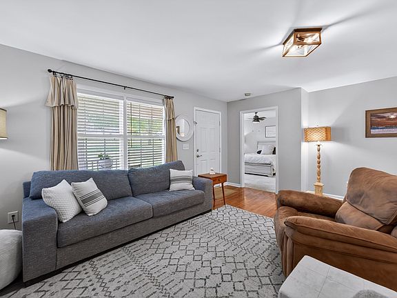 4th image of 605 Natalie Ln