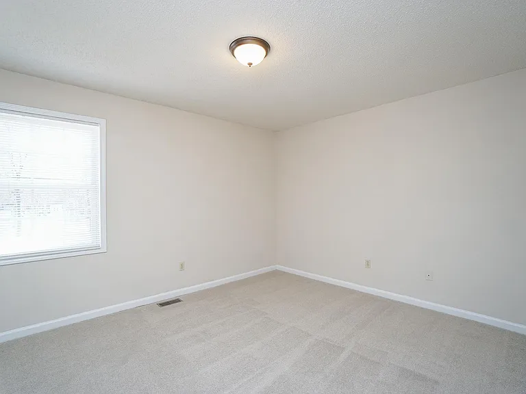 303 Waddell Rd — Photo 6