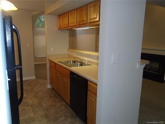 4th image of 2562 Carya Pond Ln