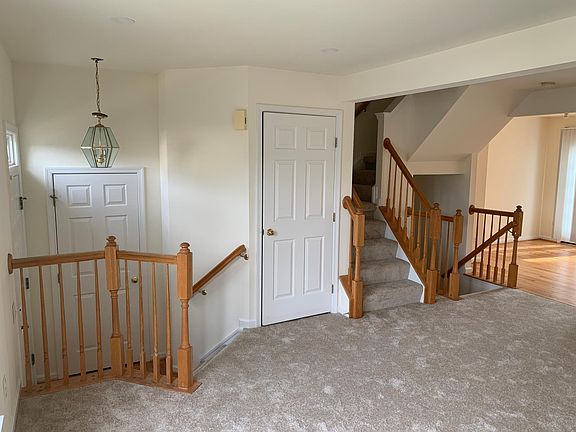 4th image of 23071 Potomac Hill Sq #0