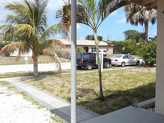 1st image of 1330 NE 40th Court