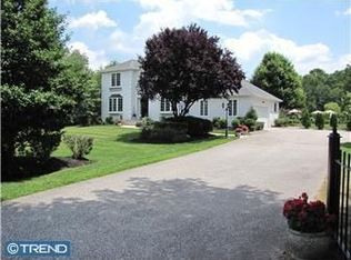 3 Commonwealth Dr, Medford, NJ 08055