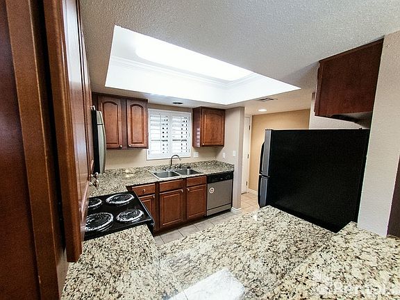 4th image of 17211 N 35th Ave #1069