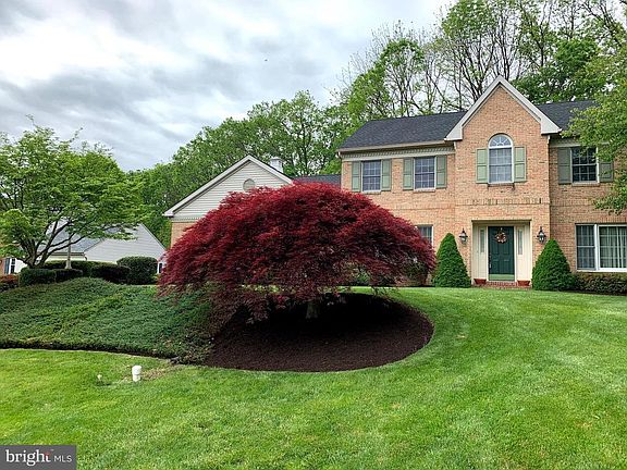 5th image of 2620 Valley View Dr