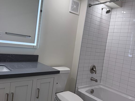 4th image of 5111 E Side Ave #101