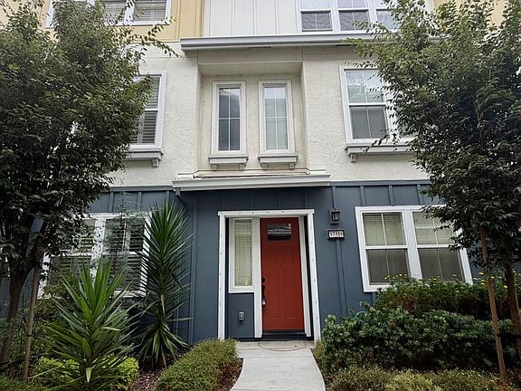 2nd image of 37316 Suncrest St