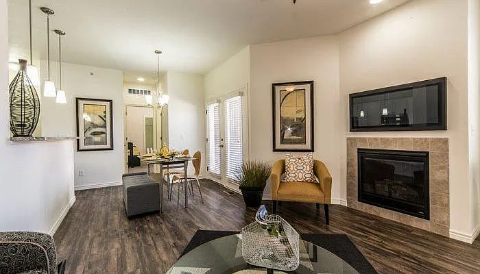 Living room, dining room, and kitchen have Shaw LPV flooring