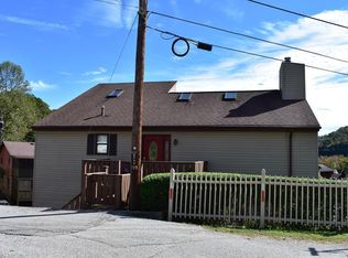 799 Walnut St, Hazard, KY 41701