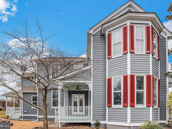 4th image of 603 Wicomico St