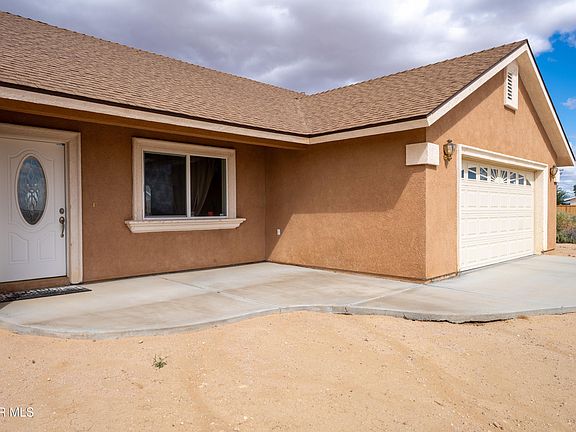 3rd image of 20225 Hacienda Blvd