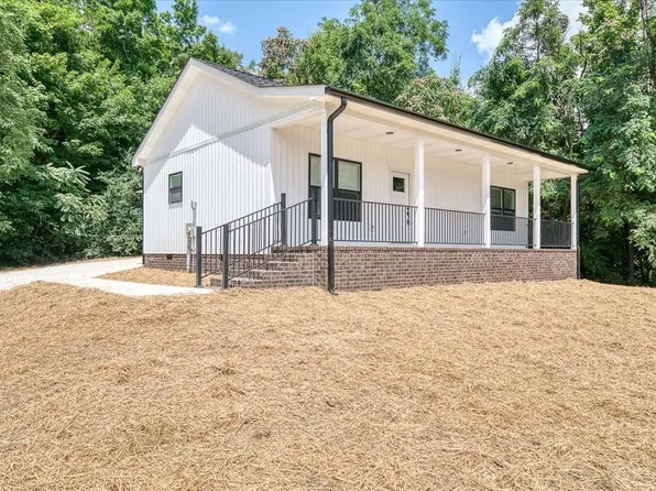 2385 Pea Ridge Fire Tower Rd, Celina, TN 38551