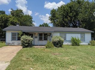 5225 Ira St N, Haltom City, TX 76117