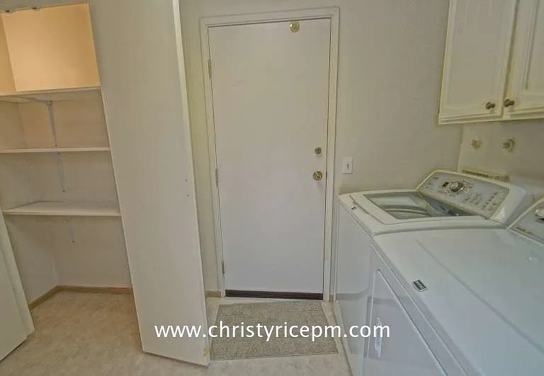 137 143rd Pl NE #30 — Photo 24