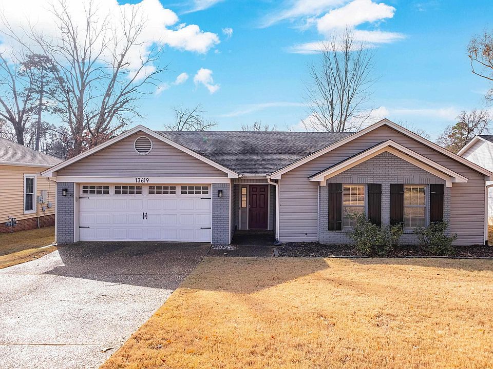 1st image of 13619 Woodbrook Dr
