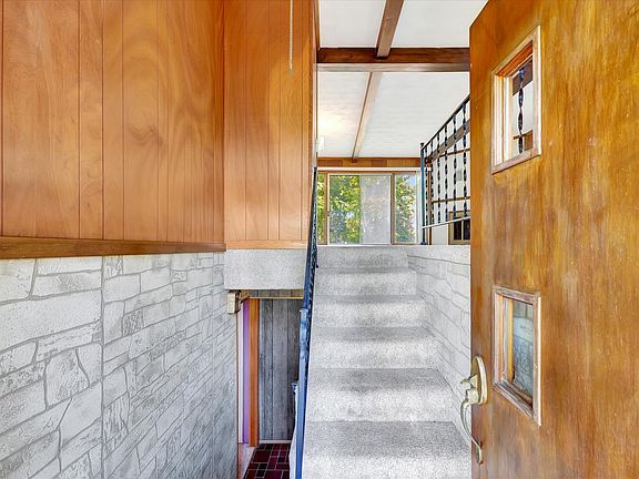 4th image of 30142 Beach View Dr