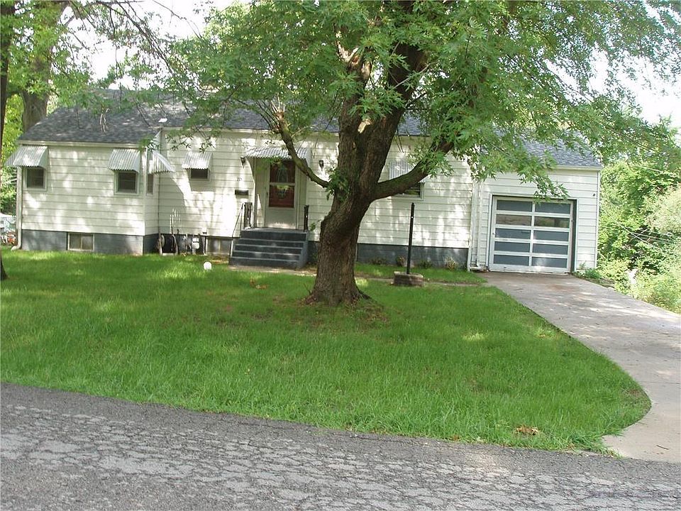 1st image of 2128 N 44th St