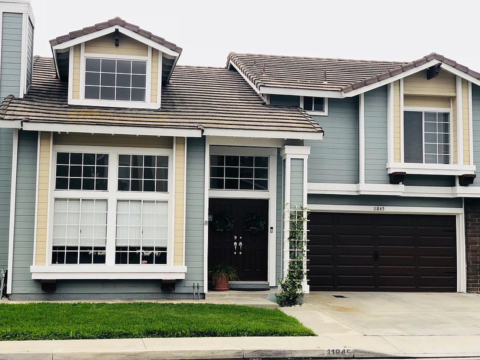 1st image of 11845 Gandino Dr