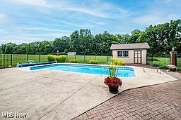 5th image of 5961 Whispering Meadows Dr