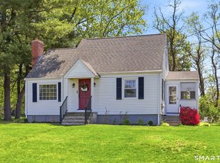 53 Vernon Center Heights, Vernon, CT 06066