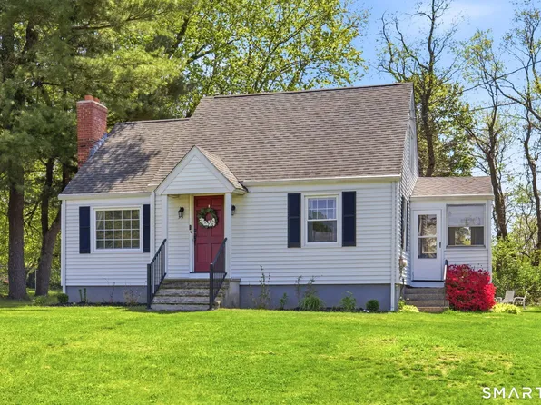 53 Vernon Center Heights, Vernon, CT 06066