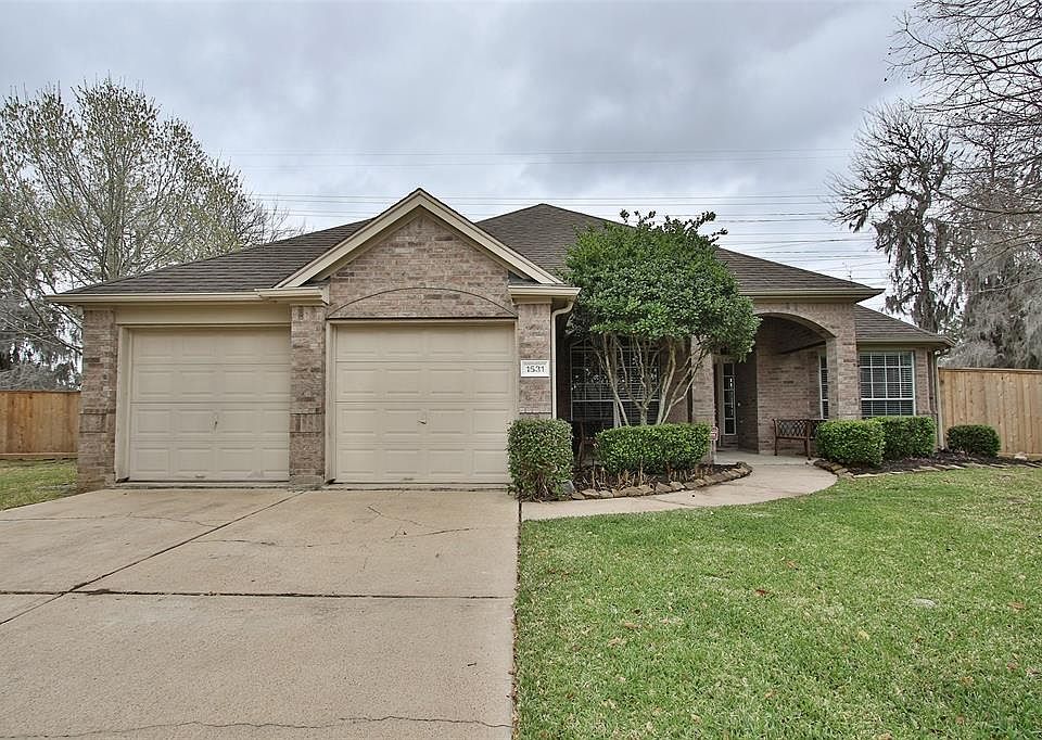 1st image of 1531 Summer Forest Dr