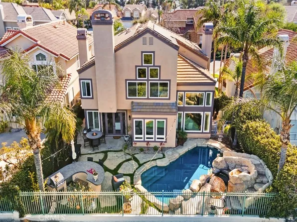 21 Summitcrest, Trabuco Canyon, CA 92679