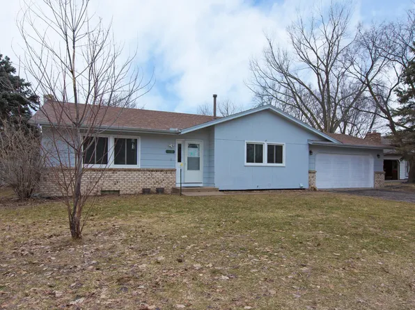 1133 126th Ln NE, Blaine, MN 55434