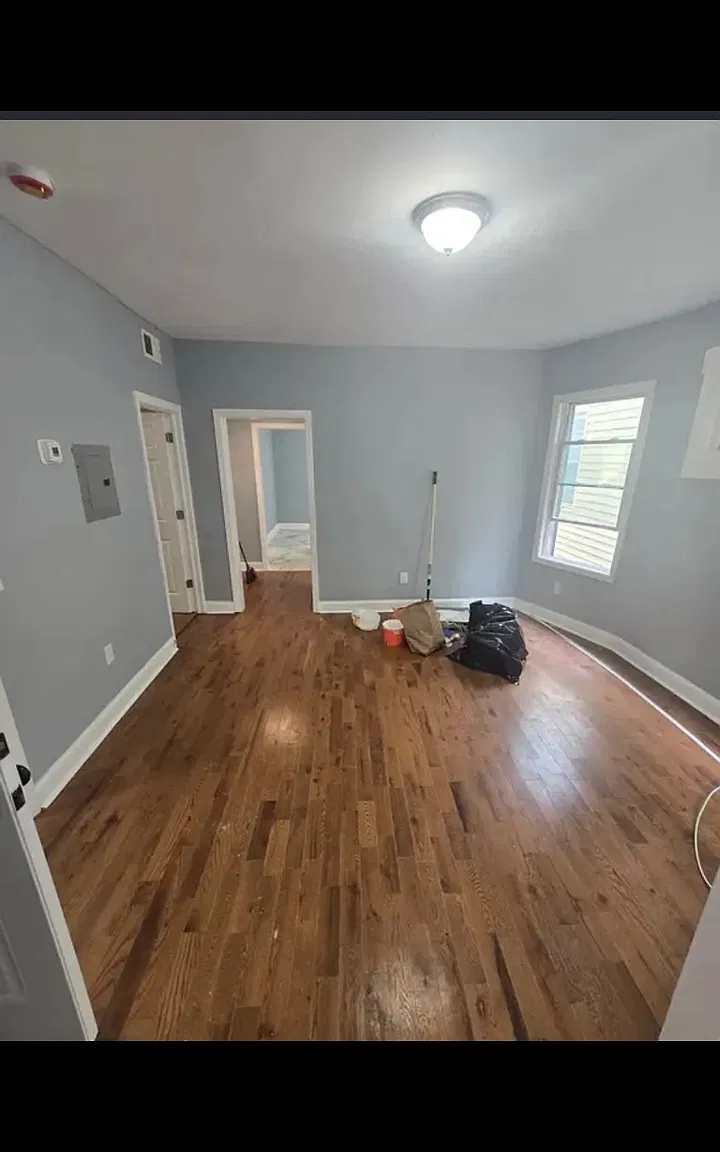 3 bed, $2,195 — Photo 2