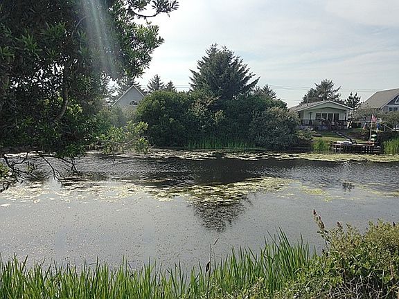 4th image of 181 Canal Dr SE