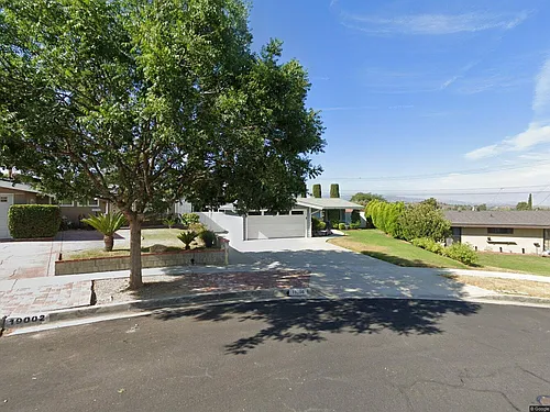 19006 Felbridge St Photo 1